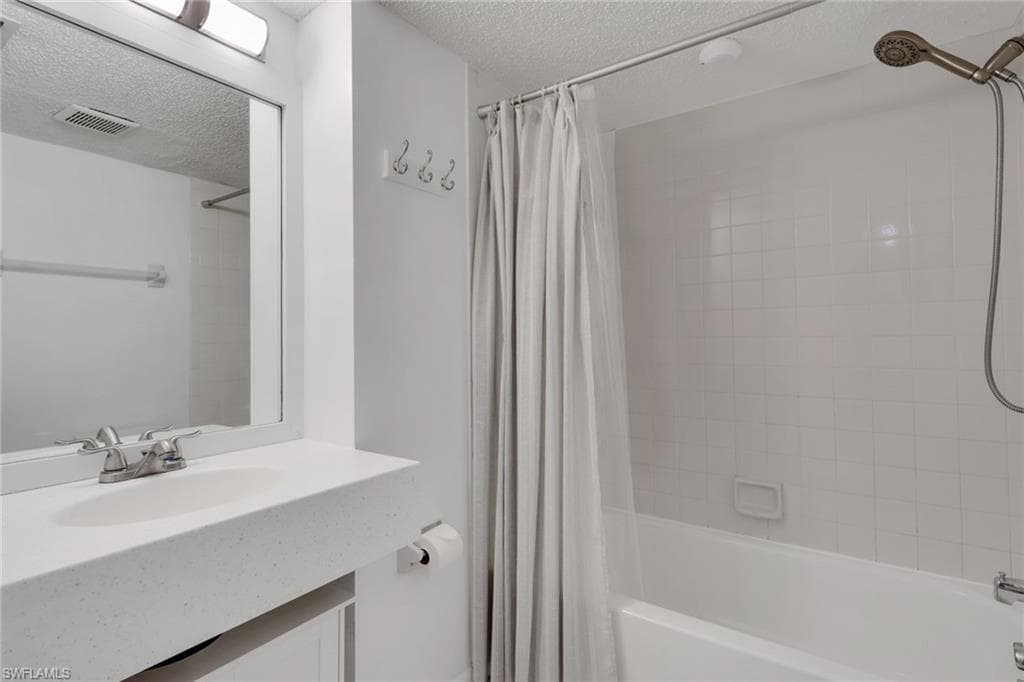 9395 Pennsylvania AVE # 25, BONITA SPRINGS FL 34135-24