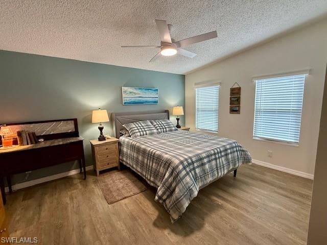 158 Seven Seas WAY # 158, NAPLES FL 34104-12