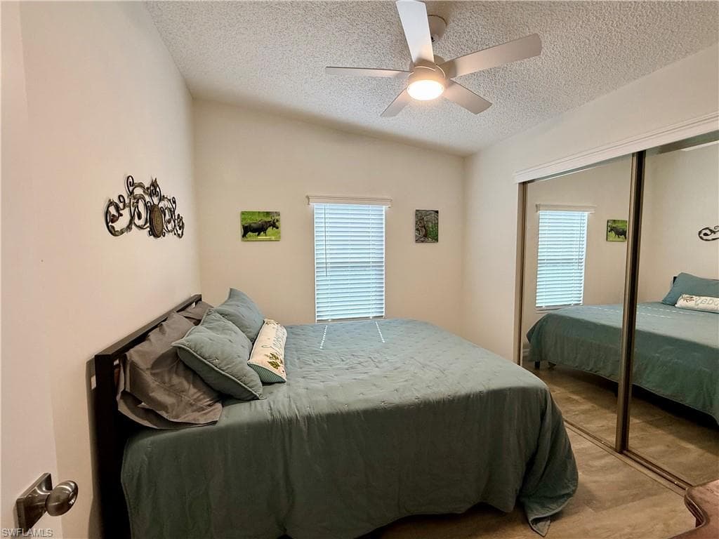 158 Seven Seas WAY # 158, NAPLES FL 34104-16