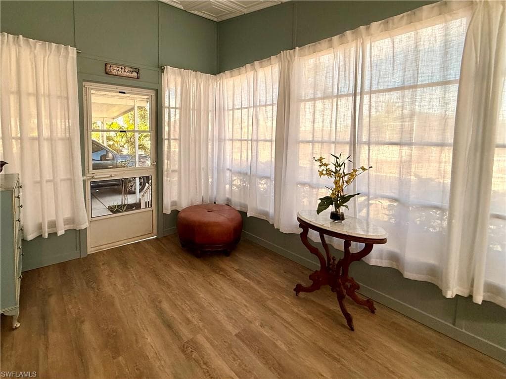 158 Seven Seas WAY # 158, NAPLES FL 34104-20
