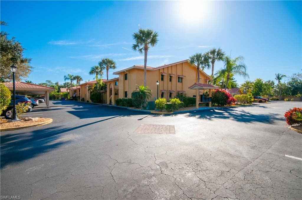 9845 Citadel LN # 207, BONITA SPRINGS FL 34135-26