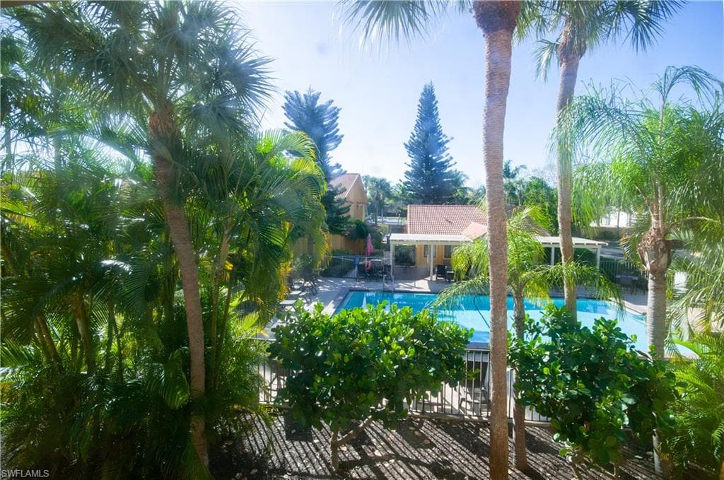 9845 Citadel LN # 207, BONITA SPRINGS FL 34135-25