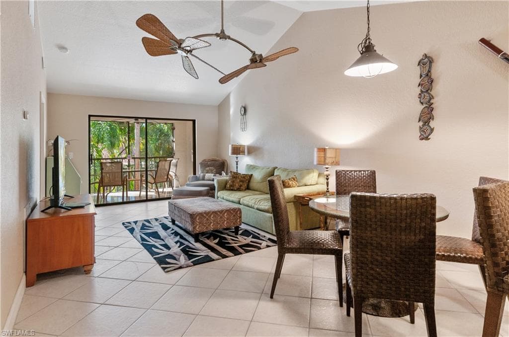 9845 Citadel LN # 207, BONITA SPRINGS FL 34135-4