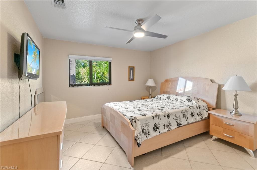 9845 Citadel LN # 207, BONITA SPRINGS FL 34135-20