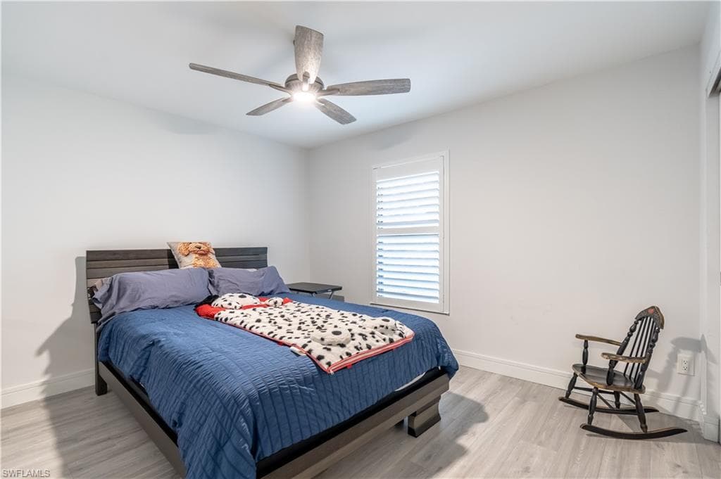 2237 River Reach DR, NAPLES FL 34104-10