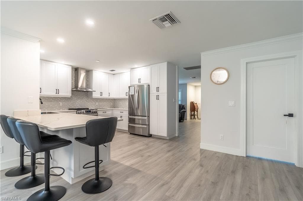 2237 River Reach DR, NAPLES FL 34104-7