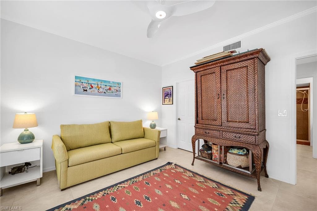 322 Sugar Pine LN # 322, NAPLES FL 34108-27