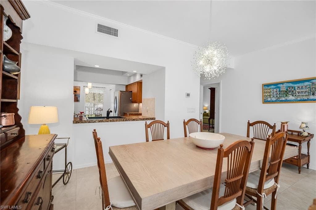 322 Sugar Pine LN # 322, NAPLES FL 34108-14