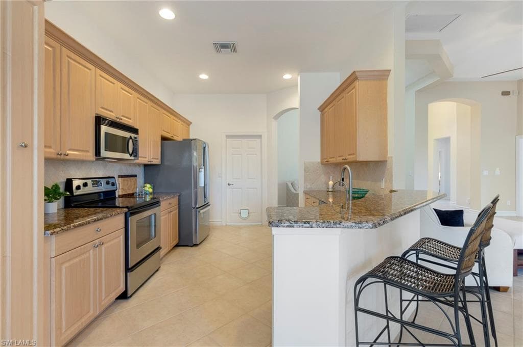 20000 Seadale CT, ESTERO FL 33928-23