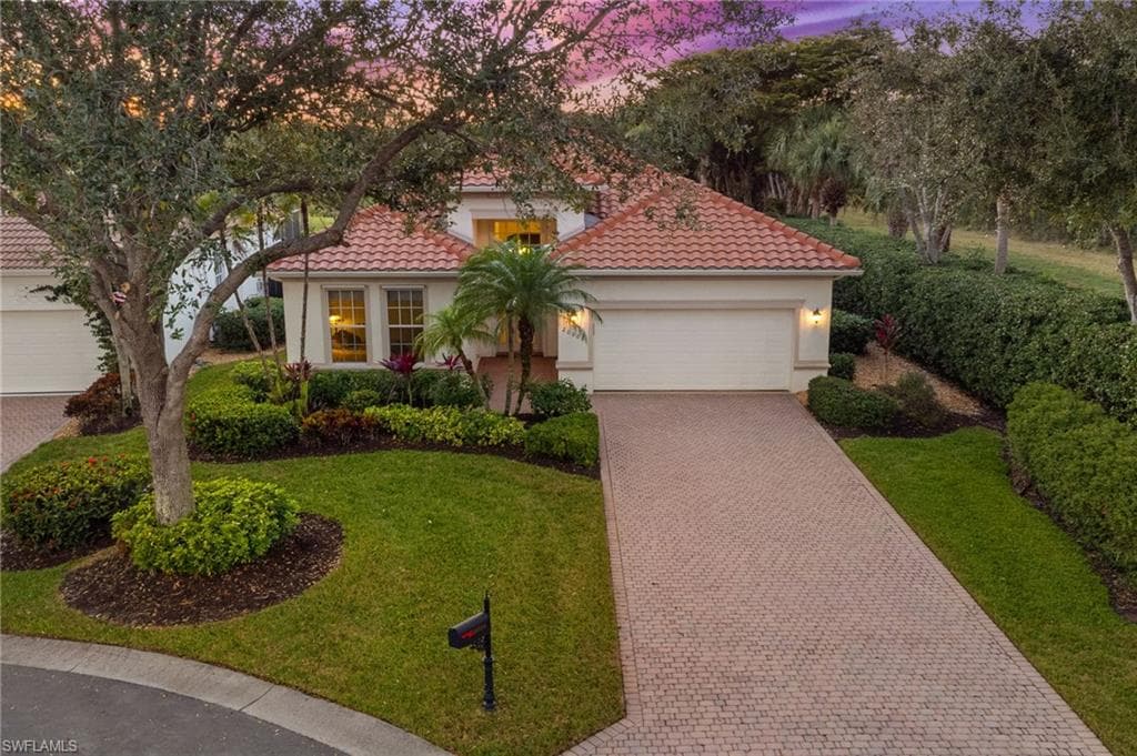 20000 Seadale CT, ESTERO FL 33928-3