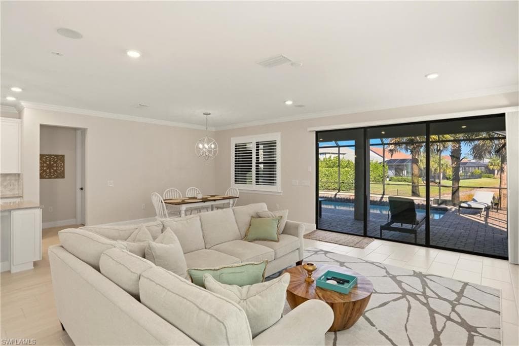 19648 Aqua View LN, FORT MYERS FL 33913-10