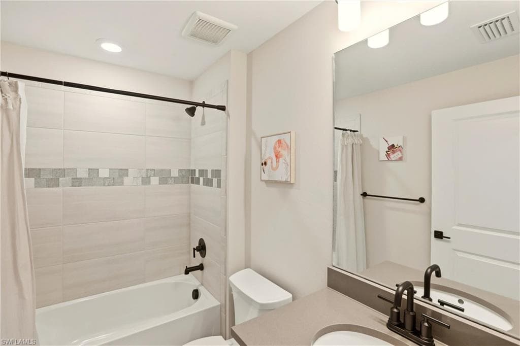 19648 Aqua View LN, FORT MYERS FL 33913-28