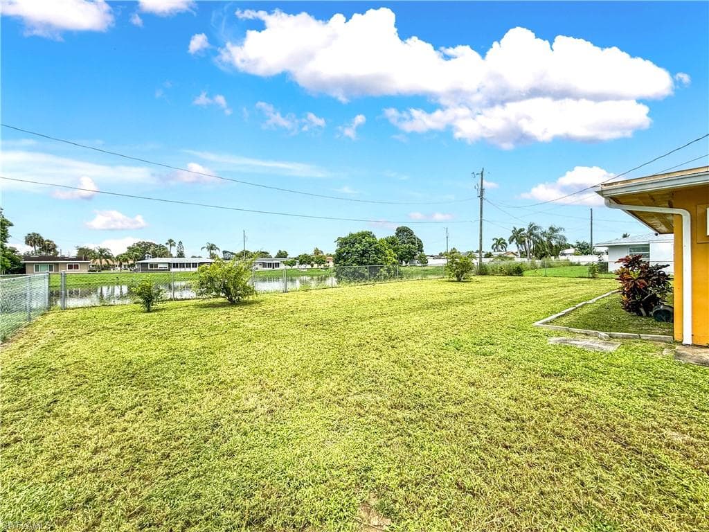 218 Fireside CT, LEHIGH ACRES FL 33936-14