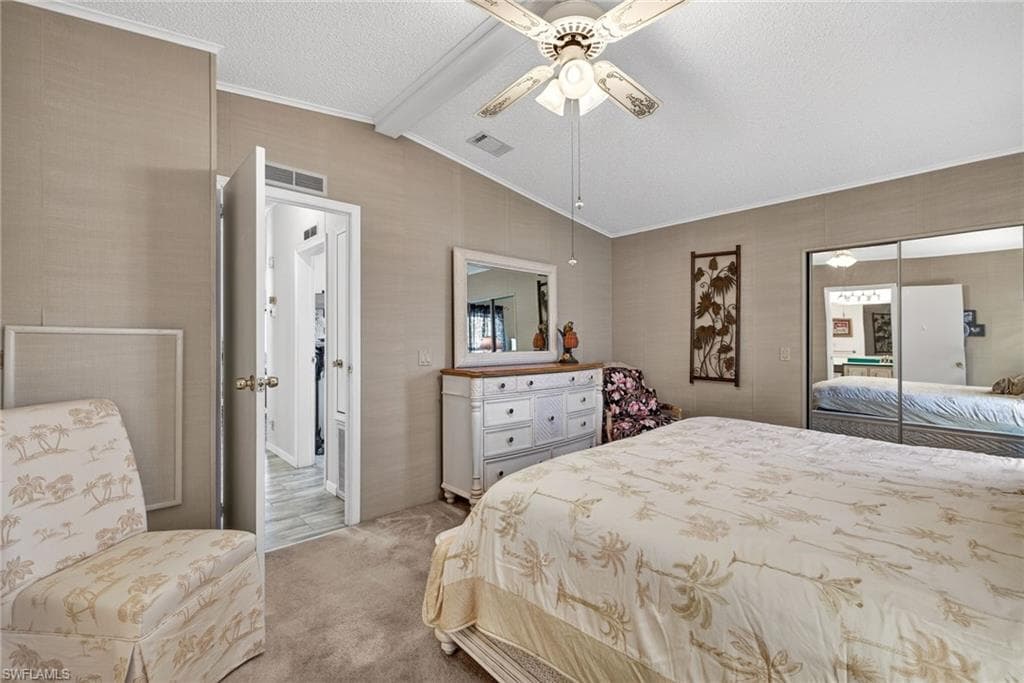 212 Oceans BLVD # 212, NAPLES FL 34104-14