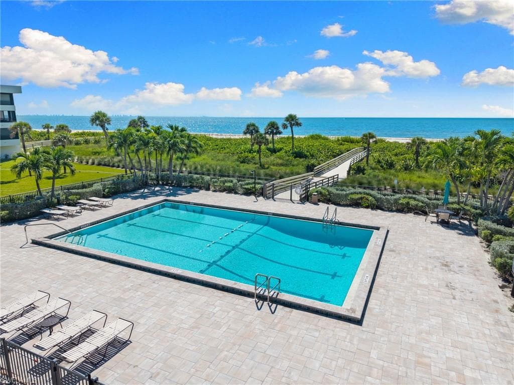 1605 Middle Gulf DR # 310, SANIBEL FL 33957-41