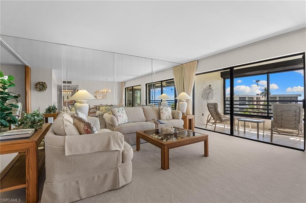 1605 Middle Gulf DR # 310, SANIBEL FL 33957-15