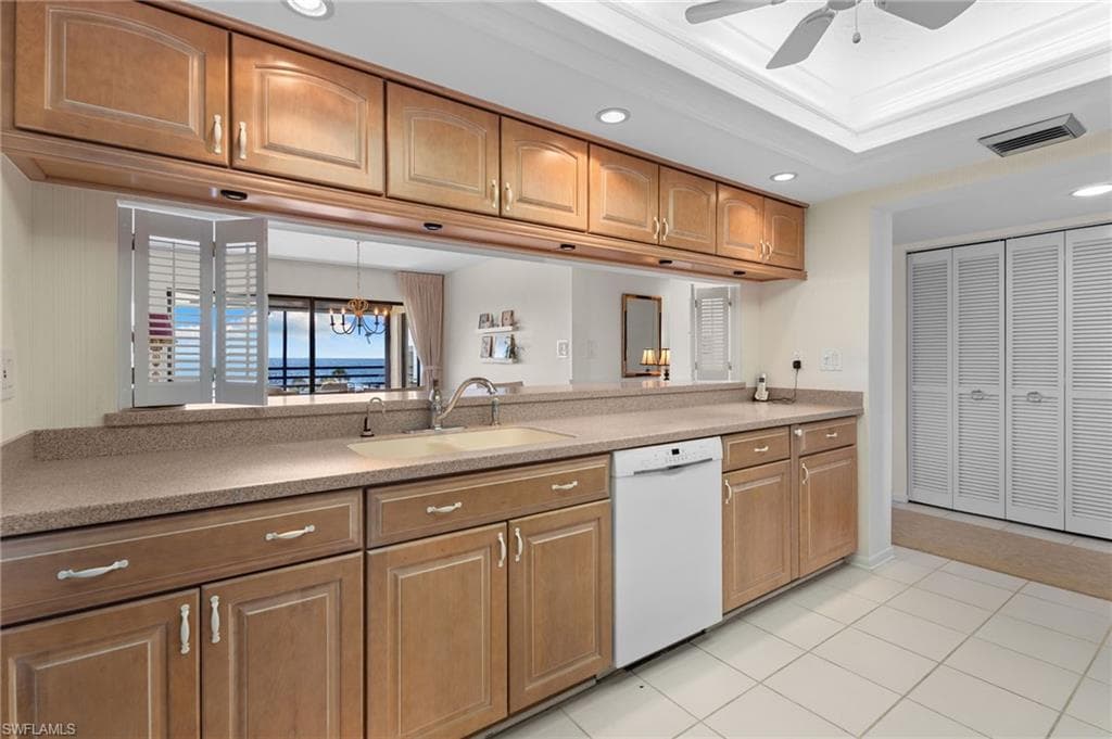 1605 Middle Gulf DR # 310, SANIBEL FL 33957-8