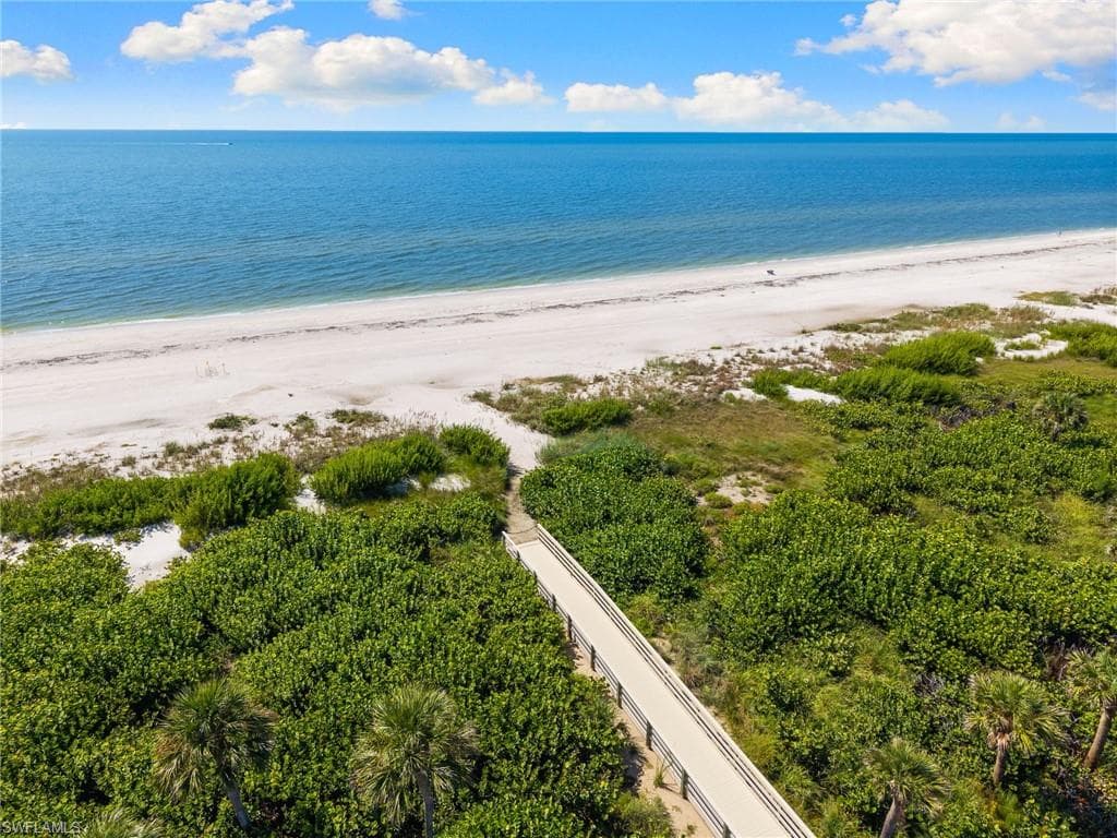 1605 Middle Gulf DR # 310, SANIBEL FL 33957-43