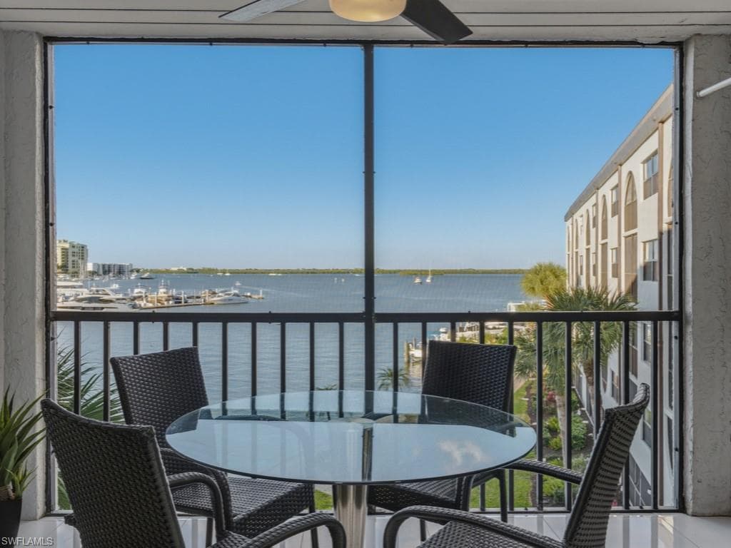 1003 Anglers CV # K407, MARCO ISLAND FL 34145-2