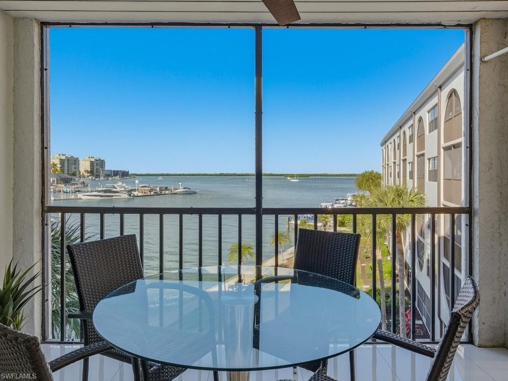 1003 Anglers CV # K407, MARCO ISLAND FL 34145-23