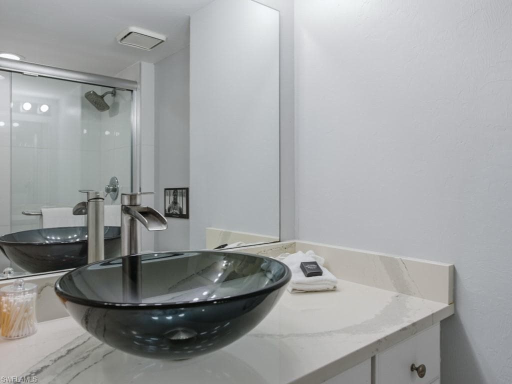 1003 Anglers CV # K407, MARCO ISLAND FL 34145-20