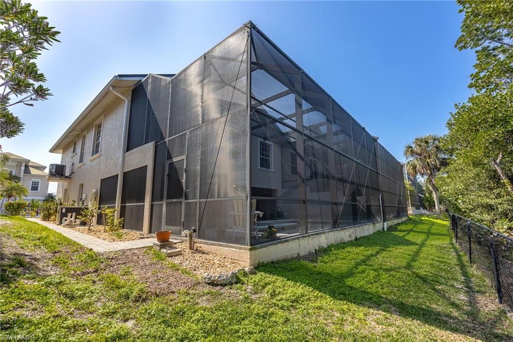 12206 Siesta DR, FORT MYERS BEACH FL 33931-38