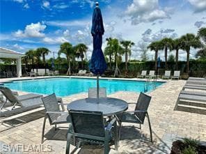 4275 SONOMA OAKS CIRCE-12