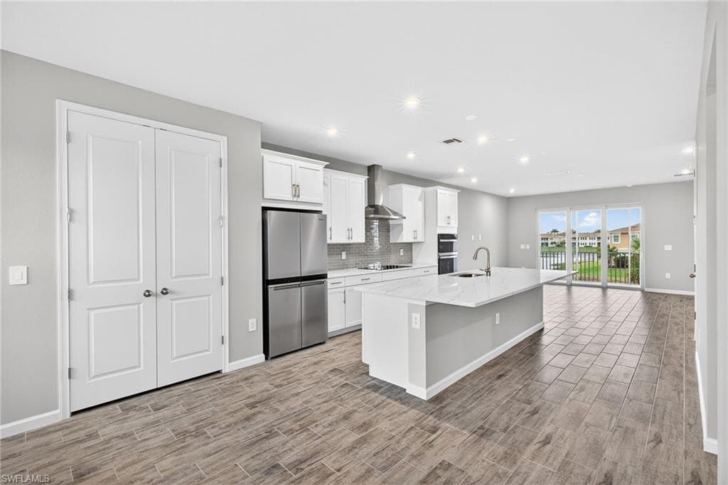 4563 Arboretum CIR 202-2