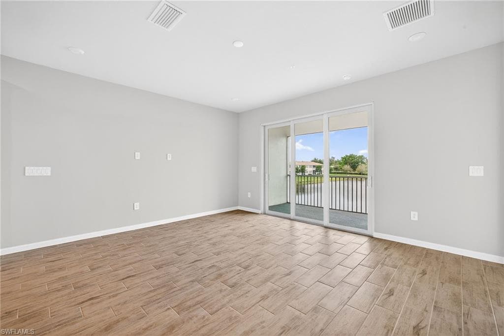 4596 Arboretum CIR 202-11