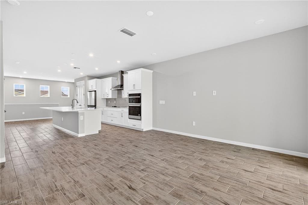 4596 Arboretum CIR 202-9