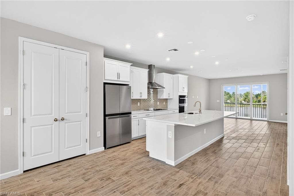 4596 Arboretum CIR 202-3