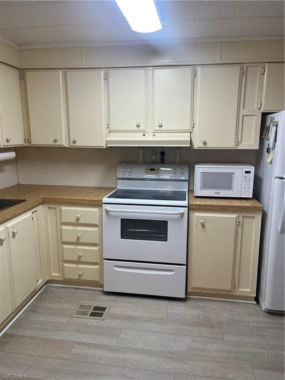 3144 Indian Village LN-7