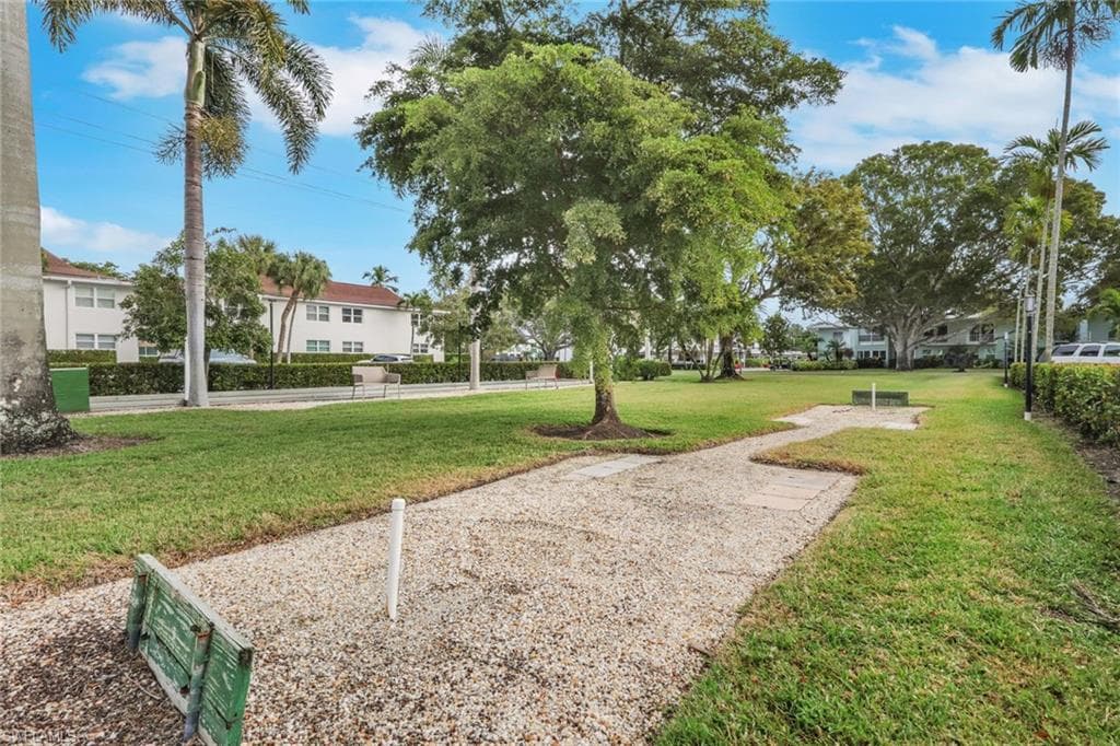 642 12th AVE S, NAPLES FL 34102-18