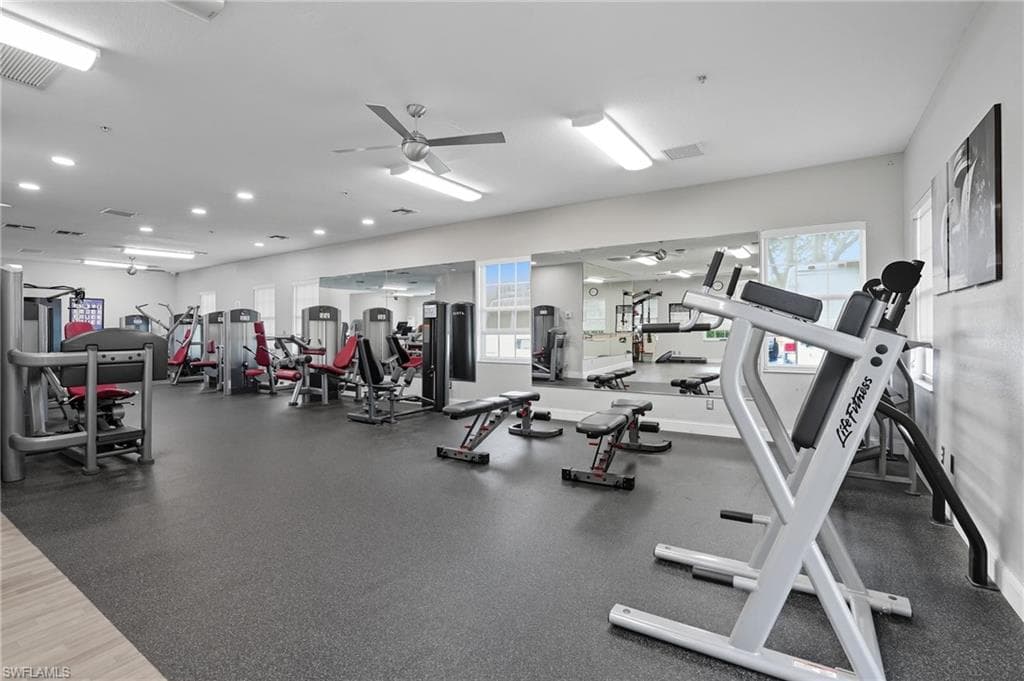 6838 Lantana Bridge RD # 103, NAPLES FL 34109-32