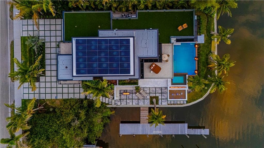 1100 Sandpiper ST, NAPLES FL 34102-6