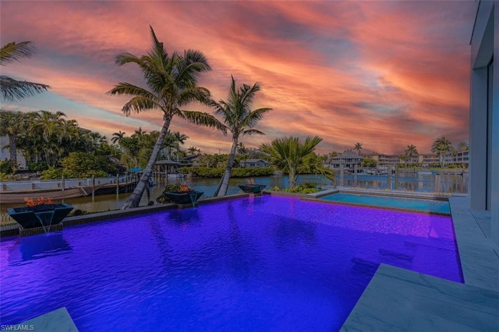 1100 Sandpiper ST, NAPLES FL 34102-18