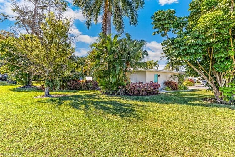 51 Hilo CT # 51, NAPLES FL 34112-13