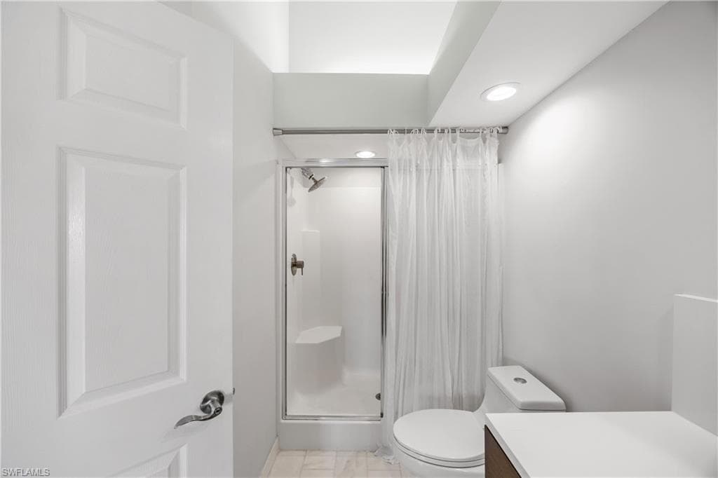 28871 Bermuda Lago CT 304-21