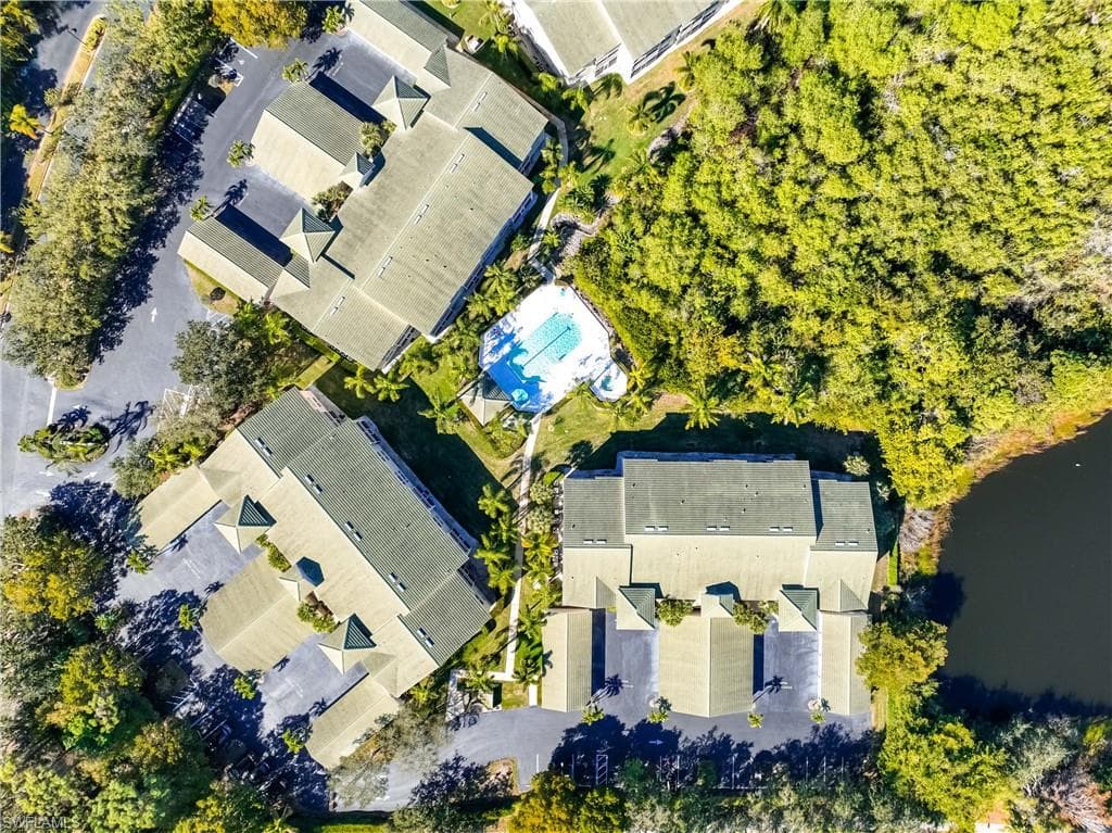 28871 Bermuda Lago CT 304-37