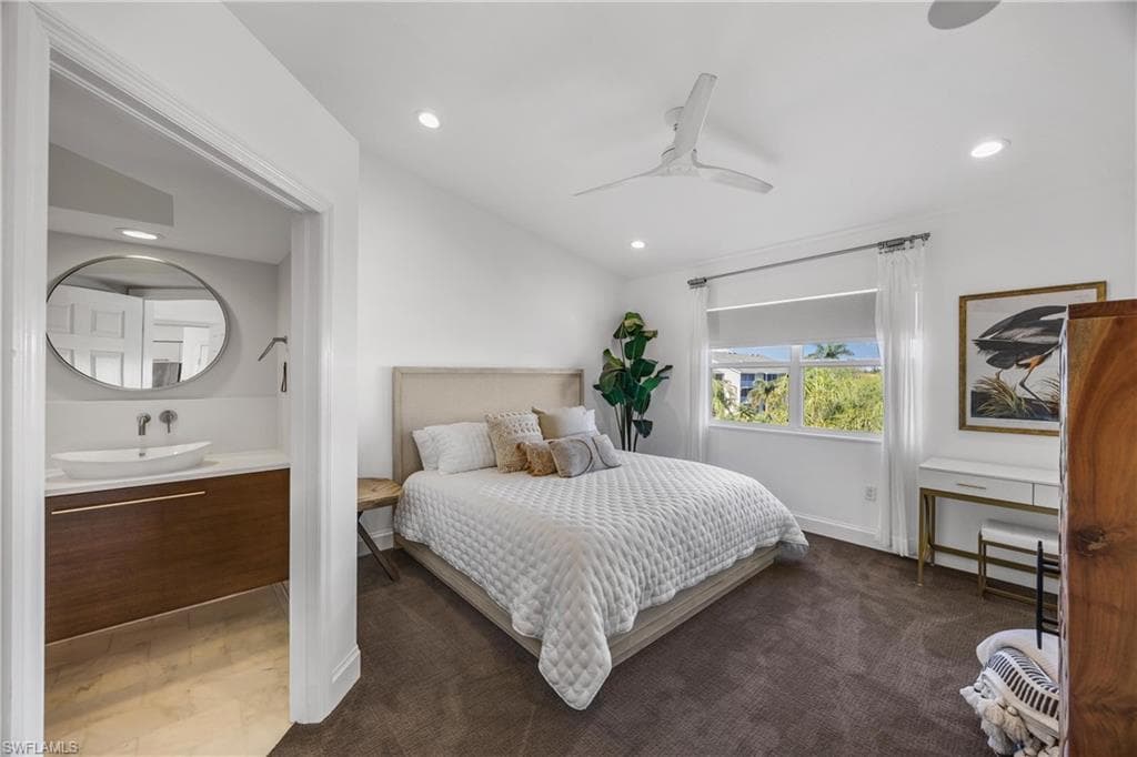 28871 Bermuda Lago CT 304-17