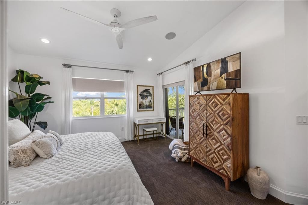 28871 Bermuda Lago CT 304-18