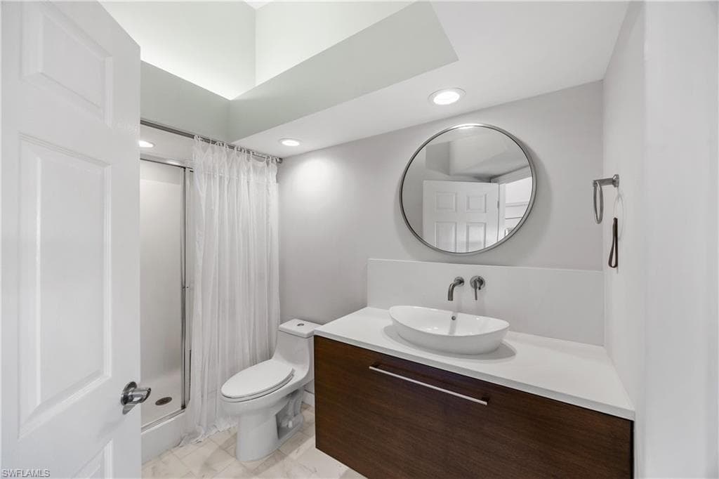 28871 Bermuda Lago CT 304-20