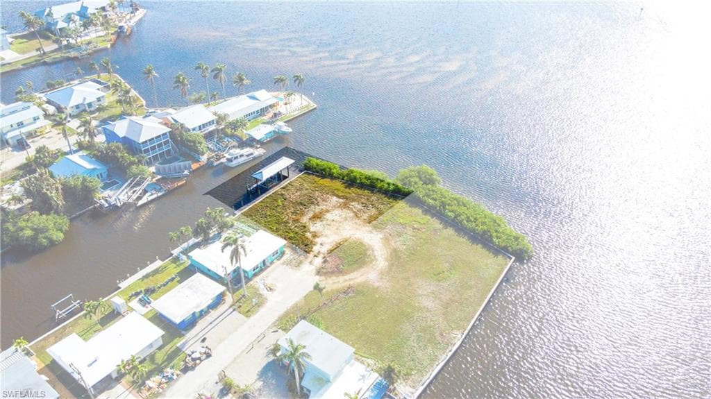 2639 Second ST, MATLACHA FL 33993-9