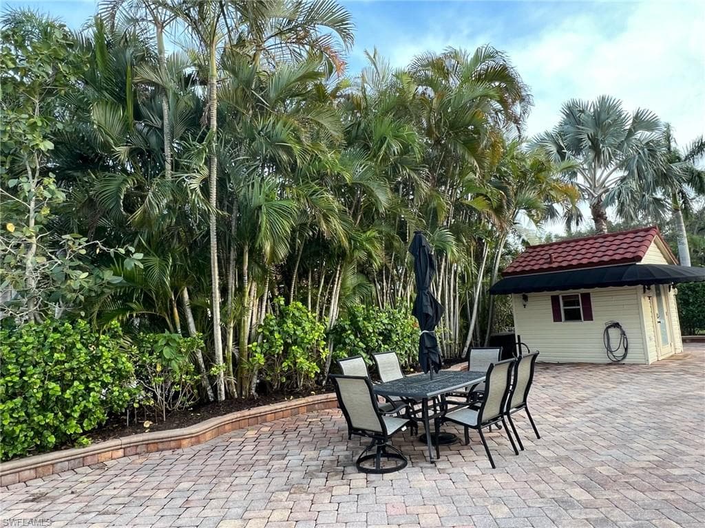 4445 Southern Breeze DR, NAPLES FL 34114-2