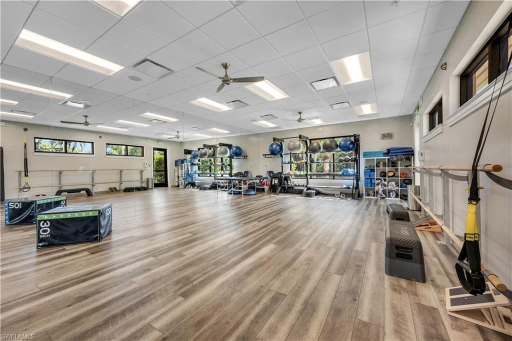 1671 Vinland WAY, NAPLES FL 34105-45