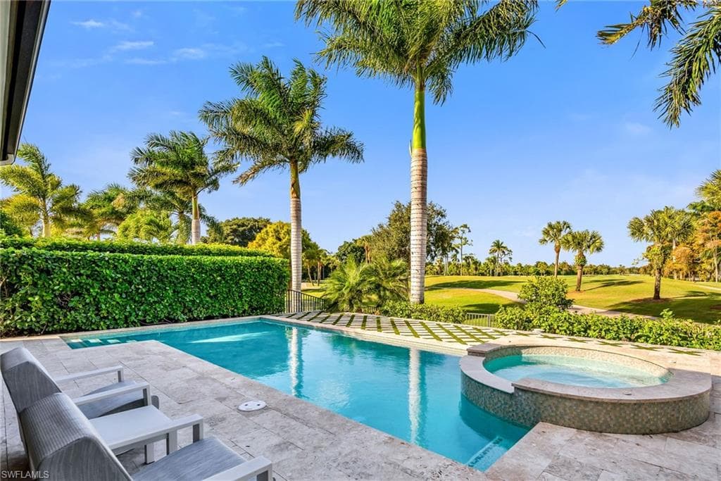 1671 Vinland WAY, NAPLES FL 34105-12