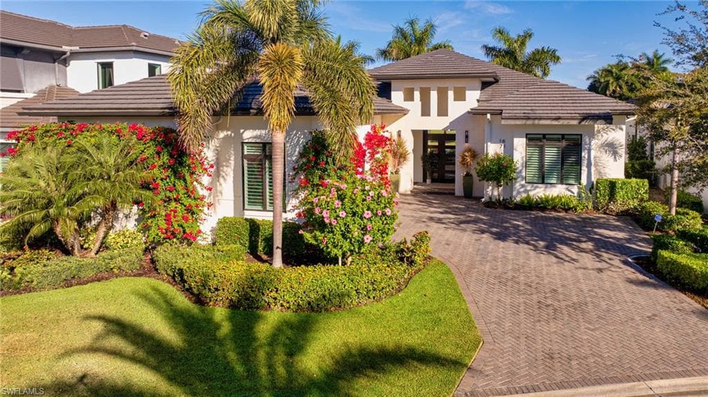 1671 Vinland WAY, NAPLES FL 34105-32