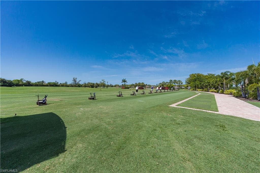 1671 Vinland WAY, NAPLES FL 34105-43