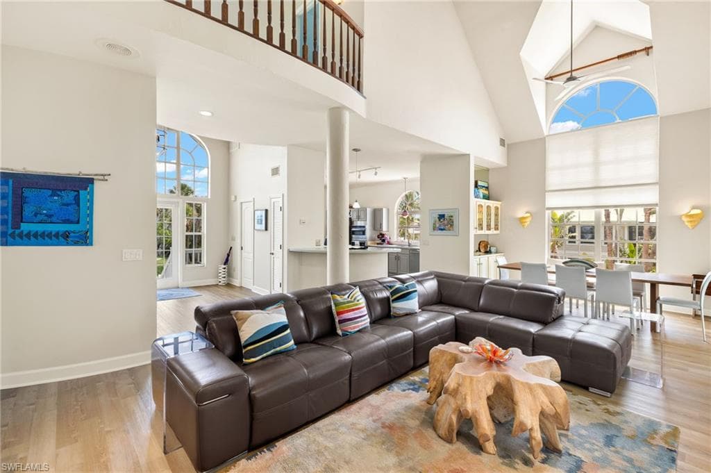 1550 Wilton LN, SANIBEL FL 33957-6