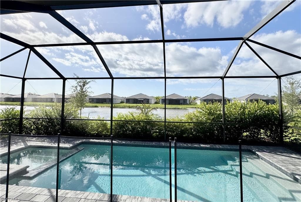 2258 Avocado LN, NAPLES FL 34120-14